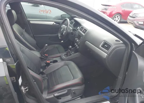 2013 Volkswagen Jetta Gli z USA, uszkodzony, nr VIN 3VW5A7AJ4DM272103